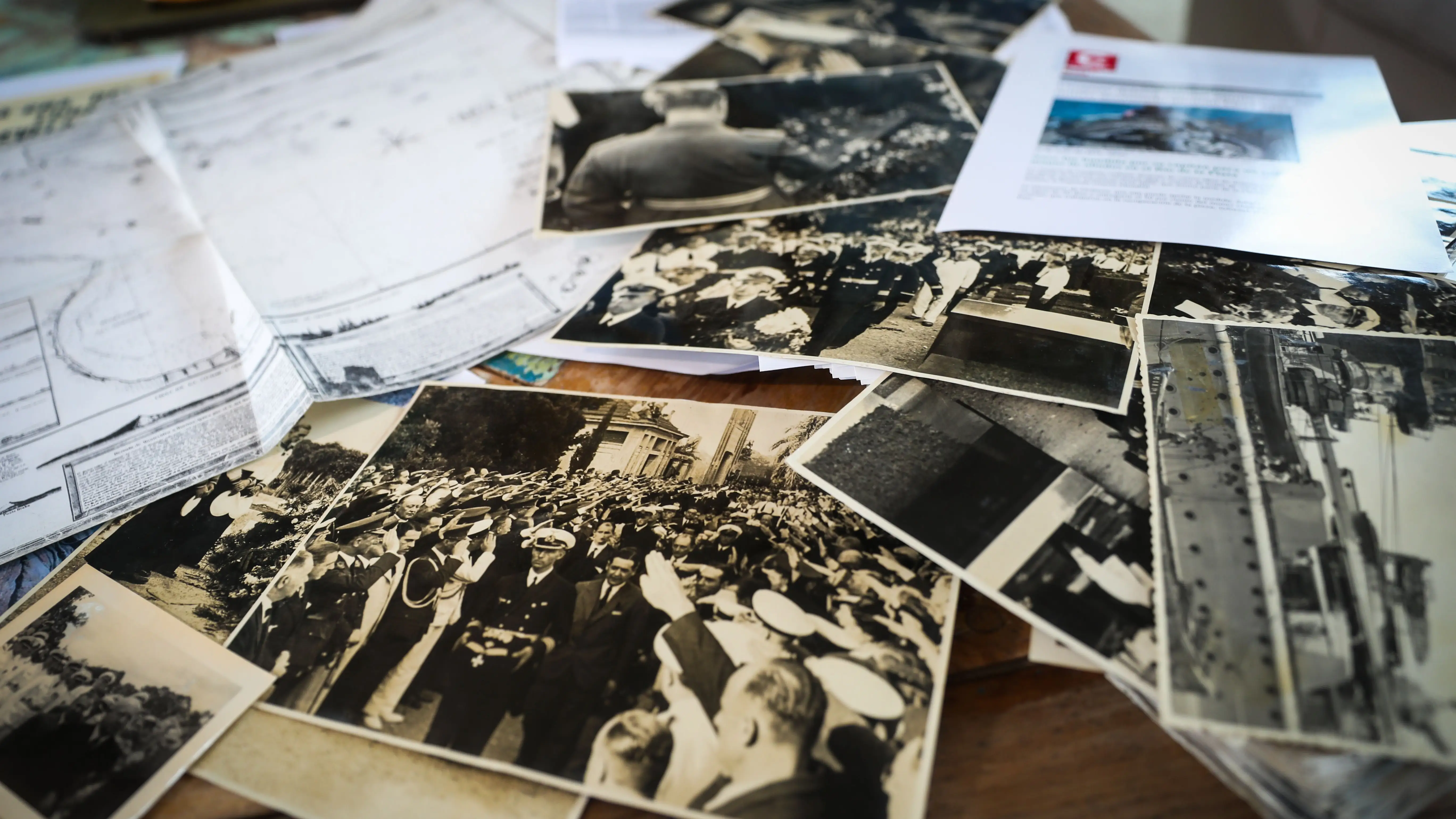 Efemérides 2 de septiembre: Fotos y documentos del acorazado alemán Graf Spee, hundido en 1939 en Montevideo en la Segunda Guerra Mundial Efemérides 2 de septiembre: Fotos y documentos del acorazado alemán Graf Spee, hundido en 1939 en Montevideo en la Segunda Guerra Mundial