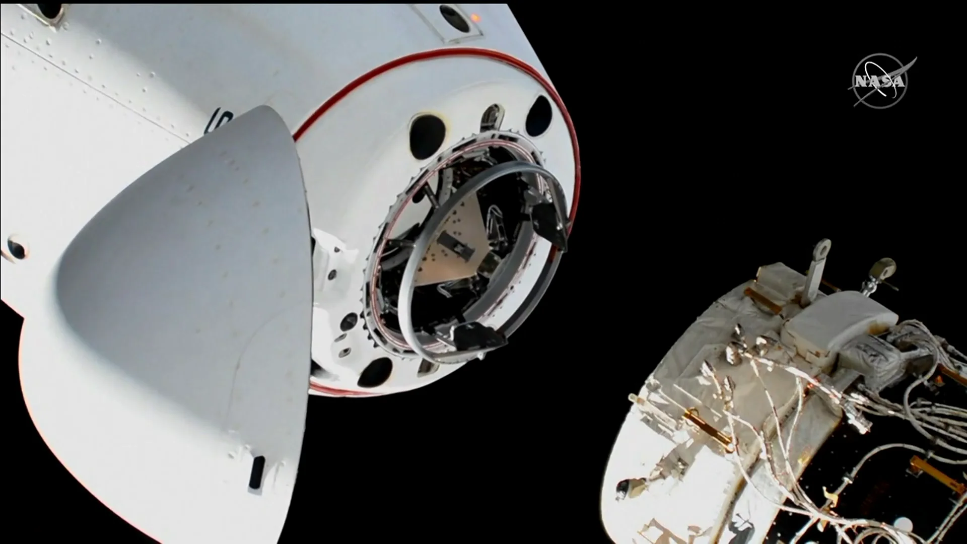 La Estación Espacial Internacional detecta un olor a quemado aunque los sistemas funcionan correctamente La Estación Espacial Internacional detecta un olor a quemado aunque los sistemas funcionan correctamente