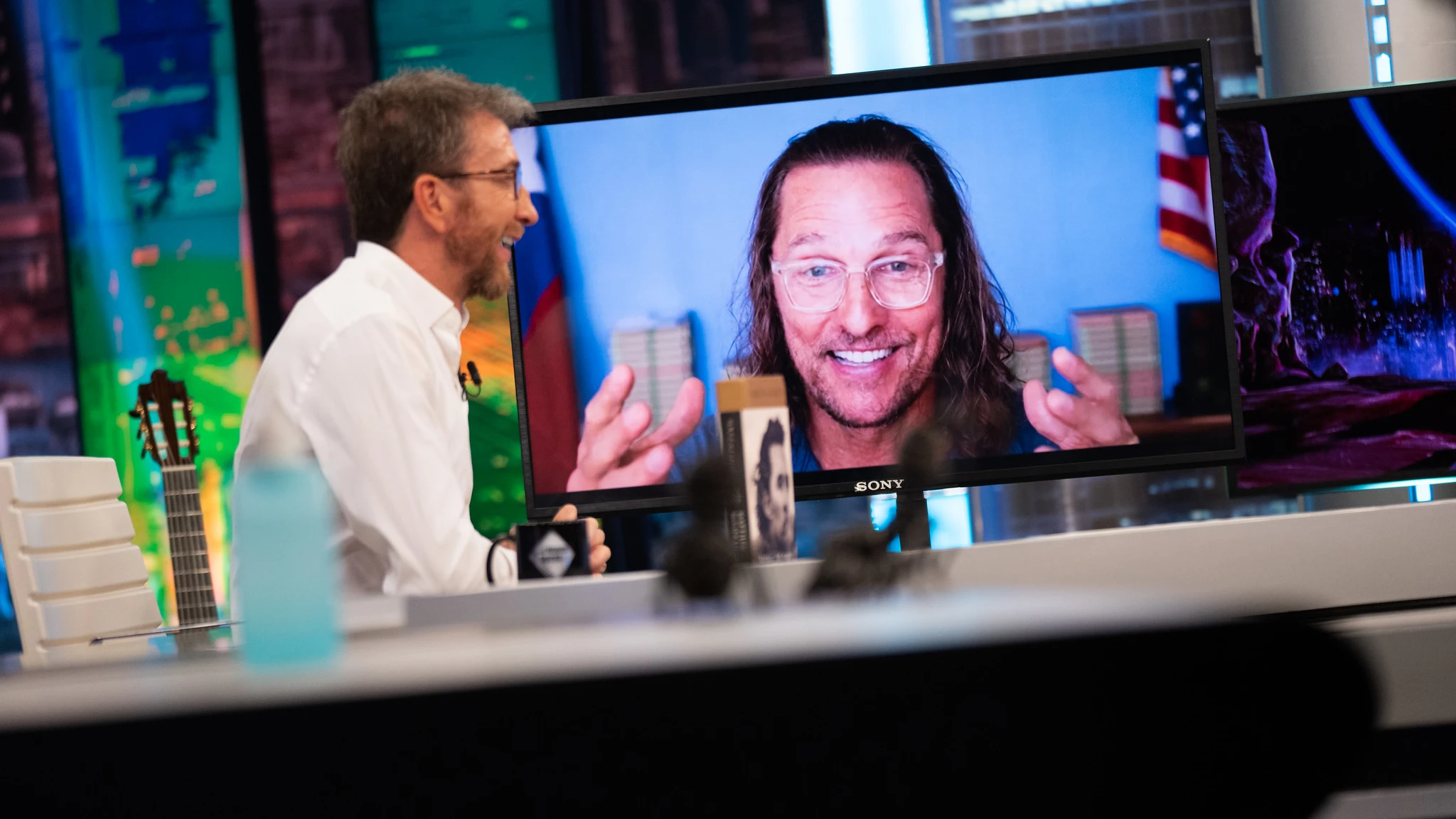 Matthew McConaughey relata cómo triunfó como boxeador en una tribu ¡Risas aseguradas!