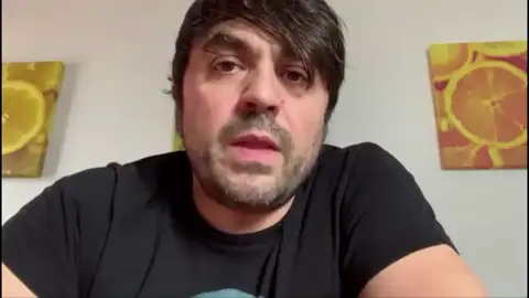 La queja de los sanitarios ante las mascarillas defectuosas: La queja de los sanitarios ante las mascarillas defectuosas: