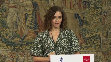 Isabel Díaz Ayuso se postula como líder del PP y promete dejar las 