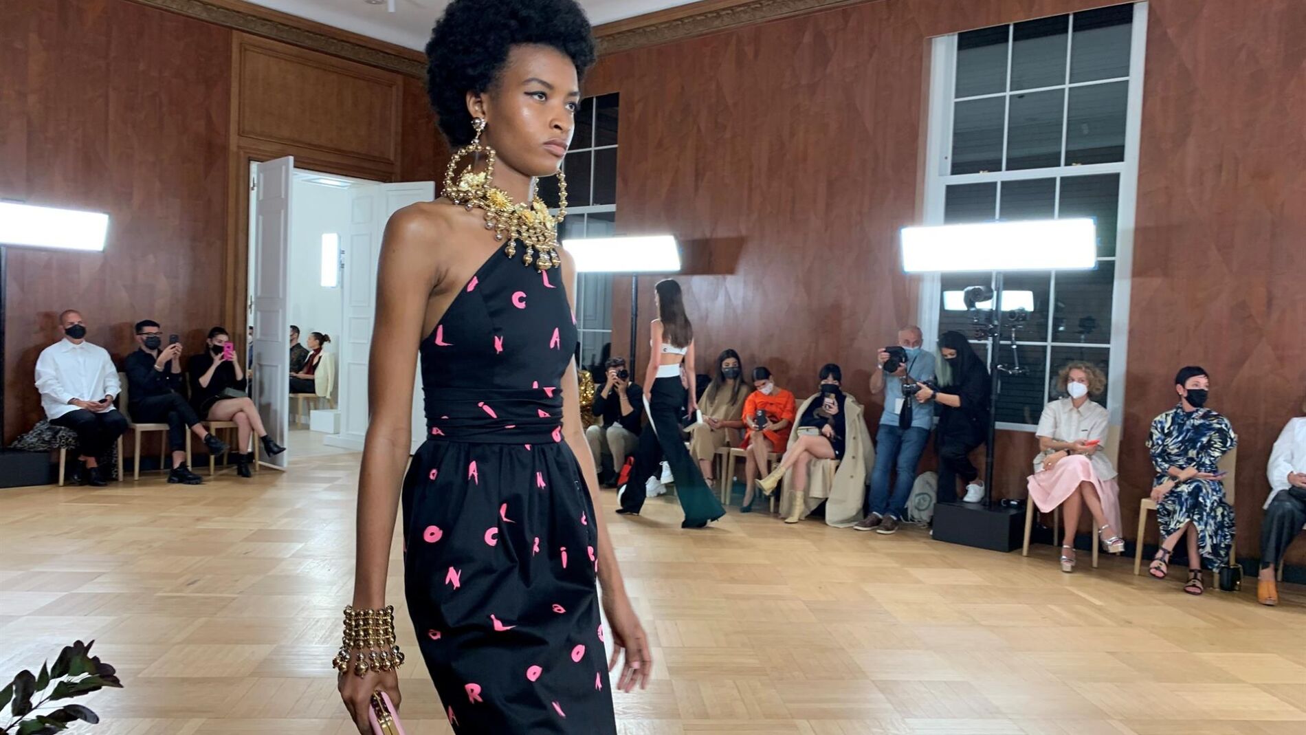 Carolina Herrera celebra su 40 aniversario en la Semana de la Moda de Nueva  York 2021
