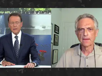 El presidente de los hospitales públicos de Nueva York el 11-S: "Me salvé porque se estropeó el móvil" El presidente de los hospitales públicos de Nueva York el 11-S: "Me salvé porque se estropeó el móvil"