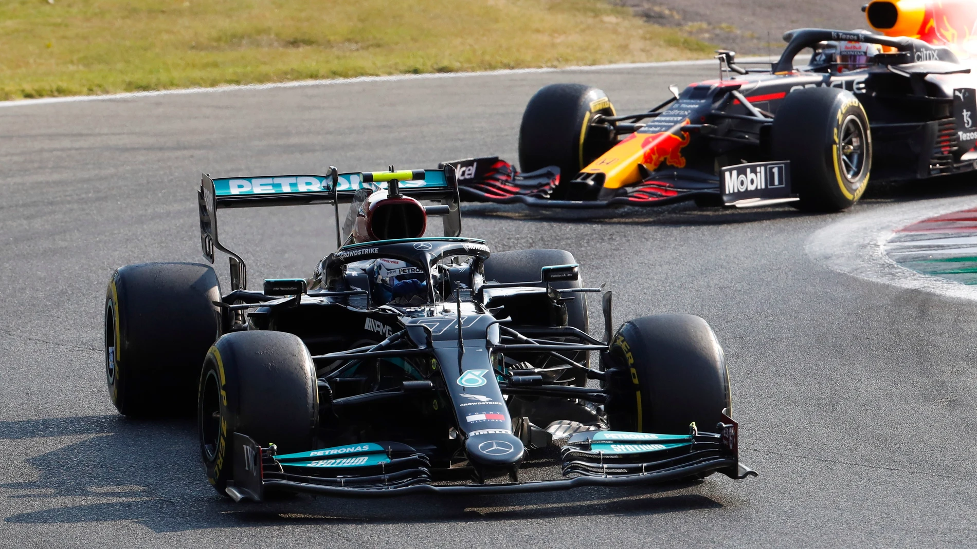 Bottas mantiene la pole en el sprint de Monza por delante de Verstappen, Hamilton saldrá 5º