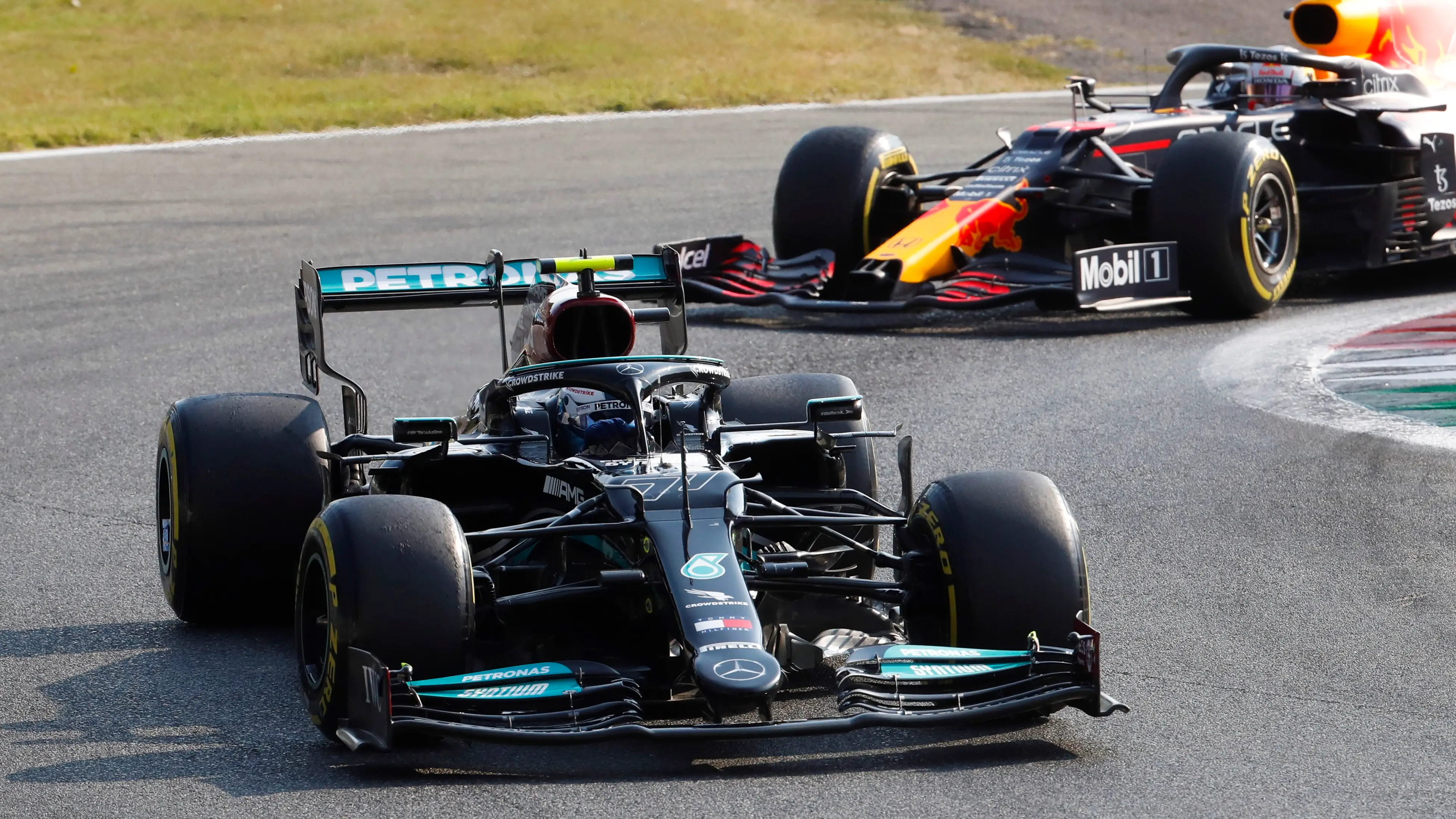 Bottas mantiene la pole en el sprint de Monza por delante de Verstappen, Hamilton saldrá 5º Bottas mantiene la pole en el sprint de Monza por delante de Verstappen, Hamilton saldrá 5º