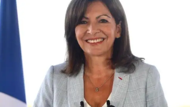 Anne Hidalgo, alcaldesa de París y candidata a la presidencia del Partido Socialista de Francia para las elecciones del 10 de abril de 2022. Anne Hidalgo, alcaldesa de París y candidata a la presidencia del Partido Socialista de Francia para las elecciones del 10 de abril de 2022.
