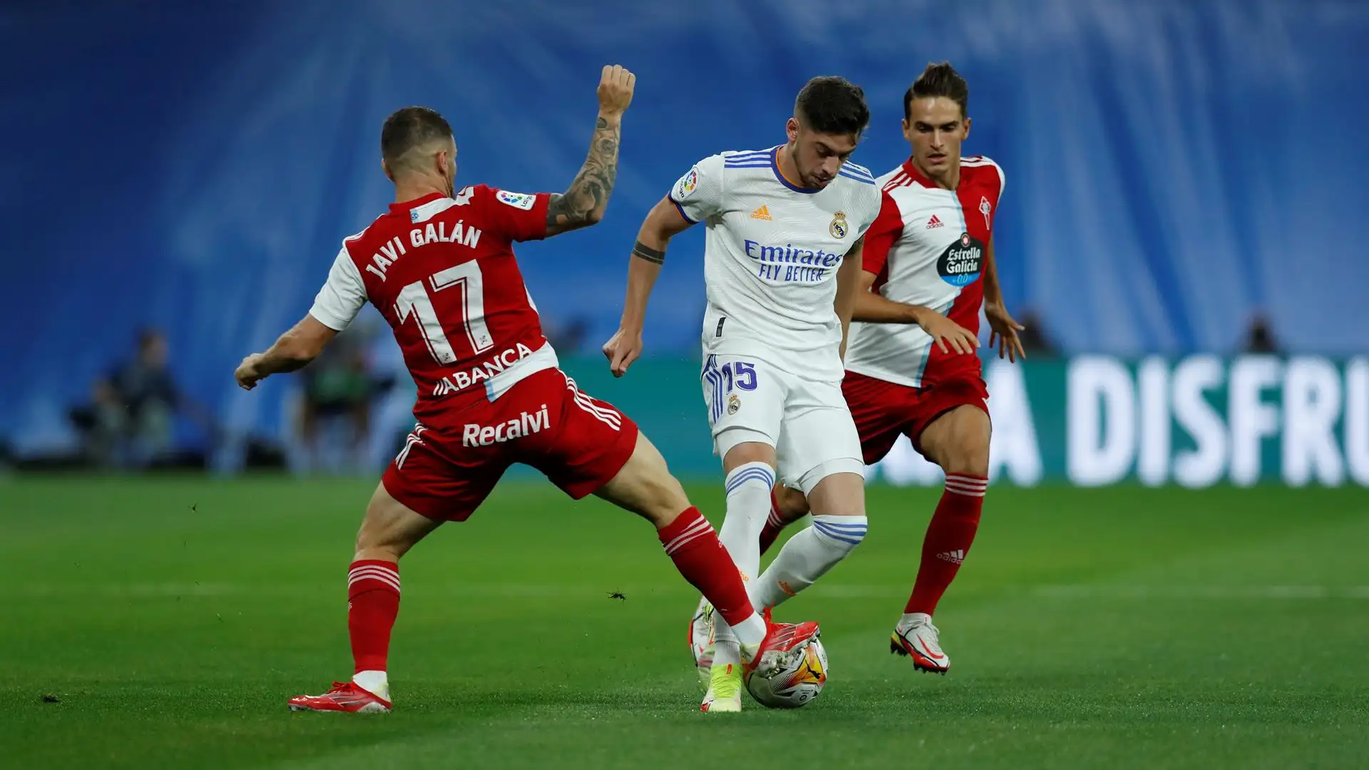 El Real Madrid cumple ante su afición 560 días después y remonta al Celta en un partido con muchos goles El Real Madrid cumple ante su afición 560 días después y remonta al Celta en un partido con muchos goles