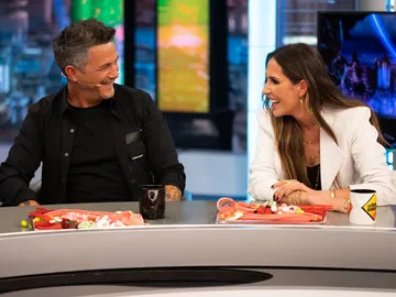 Los coaches de 'La Voz' debaten sobre si Alejandro Sanz es el favorito de los talents: "Solo le miran a él" Los coaches de 'La Voz' debaten sobre si Alejandro Sanz es el favorito de los talents: "Solo le miran a él"