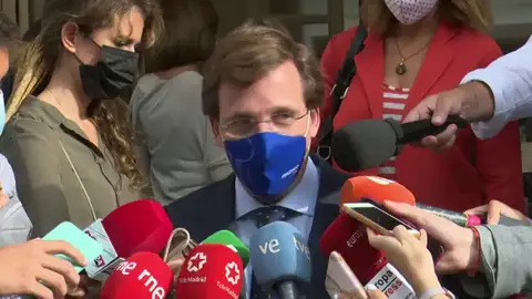 José Luis Martínez-Almeida, sobre "los niñatos de Génova" que señala Aguirre: "No sé por quién irá, por mí no creo" José Luis Martínez-Almeida, sobre "los niñatos de Génova" que señala Aguirre: "No sé por quién irá, por mí no creo"