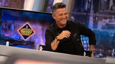Alejandro Sanz se mete en la piel de Pablo Motos como presentador de 'El Hormiguero 3.0'