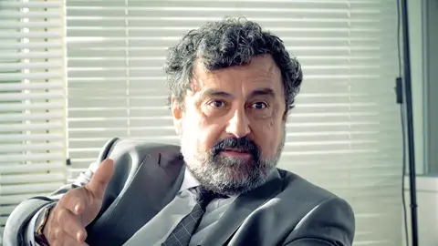 Paco Tous inaugura el 'Paquiz': ¿Se acuerda de cómo comprobaron si Sara era adicta a las drogas? Paco Tous inaugura el 'Paquiz': ¿Se acuerda de cómo comprobaron si Sara era adicta a las drogas?