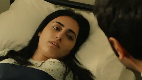 Yilmaz visita a Gülten en el hospital: “Una vez más te debo la vida” Yilmaz visita a Gülten en el hospital: “Una vez más te debo la vida”