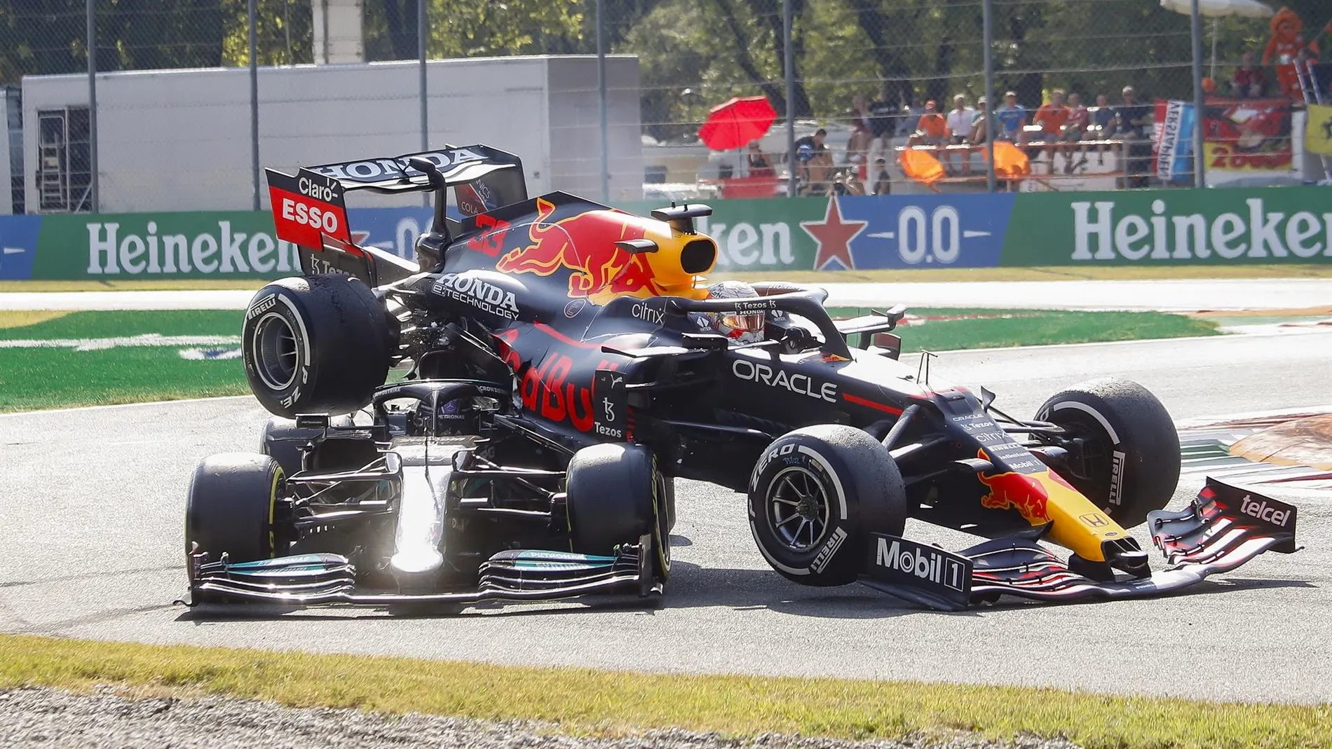 Fernando Alonso opina sobre el histórico accidente de Hamilton y Verstappen en el GP de Italia
