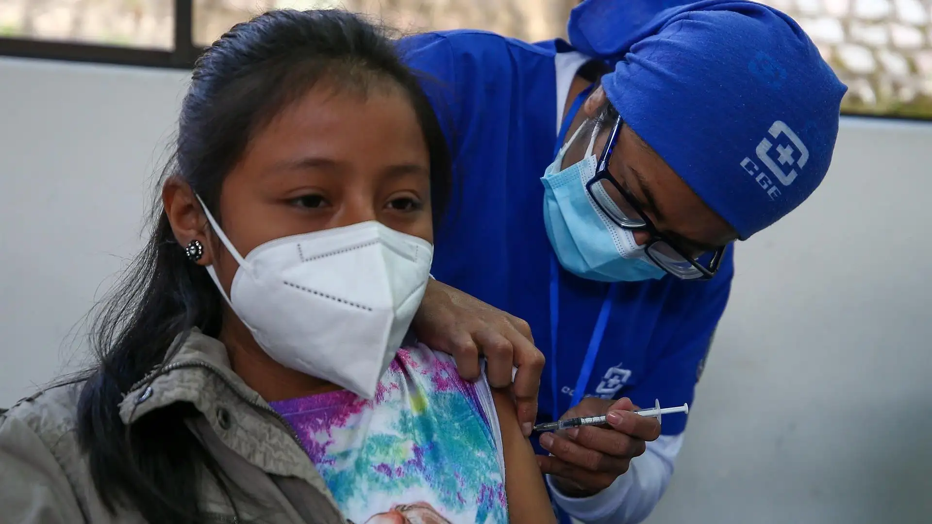 La poblaci&oacute;n general no necesitar&iacute;a la tercera dosis de la vacuna Covid-19, seg&uacute;n un estudio de The Lancet