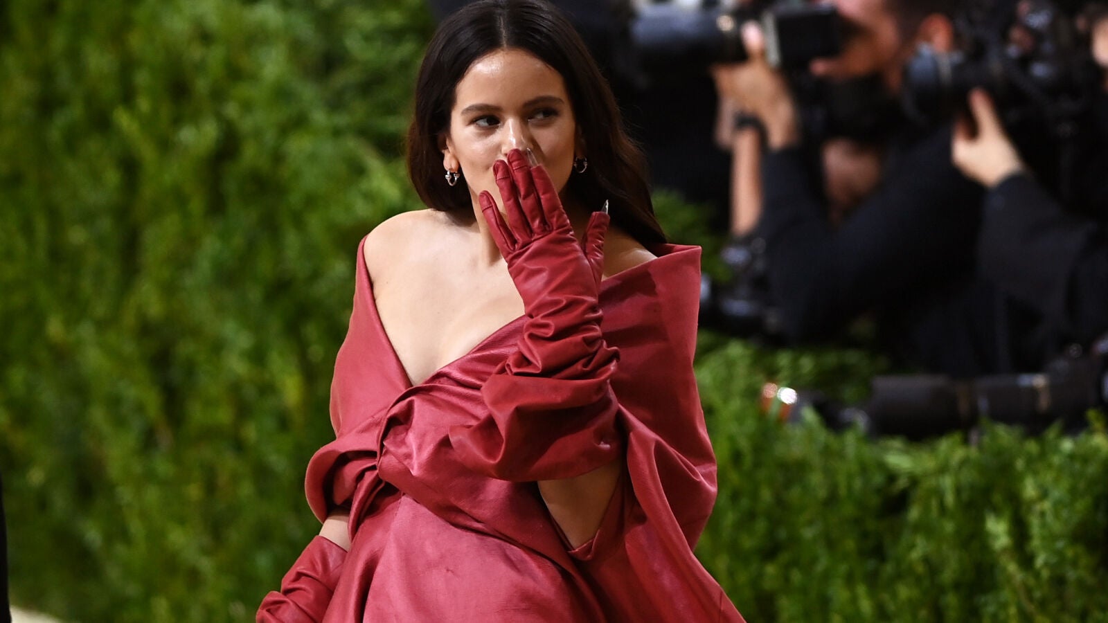 Rosalía revienta Instagram con una publicación de sus vacaciones en México junto a Rauw Alejandro