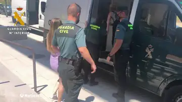 Desmantelada una red criminal que habría estafado a más de 500 ancianos con chantajes y amenazas telefónicas Desmantelada una red criminal que habría estafado a más de 500 ancianos con chantajes y amenazas telefónicas