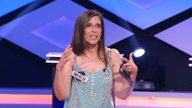 Ana Belén crea curiosidad con la foto de ‘la canica azul’: “Es un poema visual” 