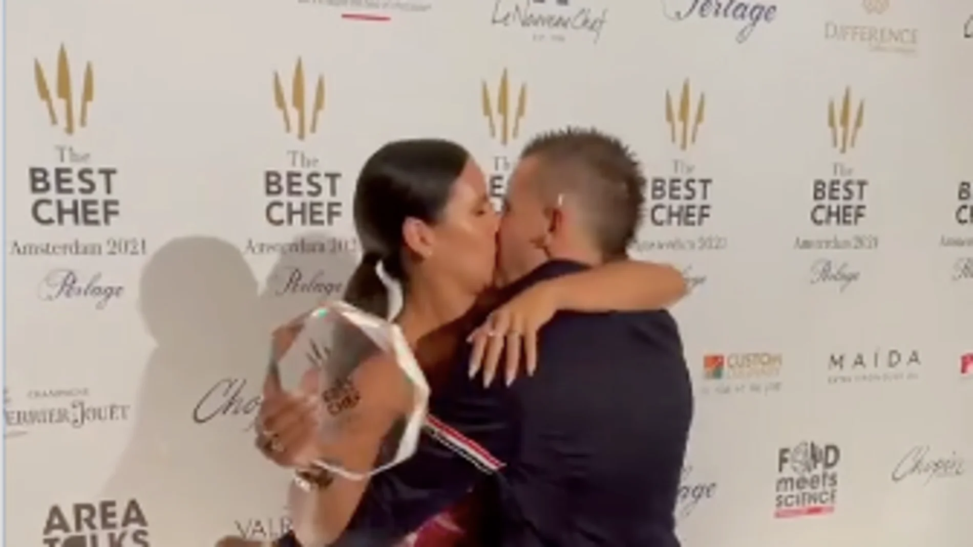 El vídeo con el que Cristina Pedroche felicita a Dabiz Muñoz por su premio a &#39;mejor cocinero del mundo&#39;