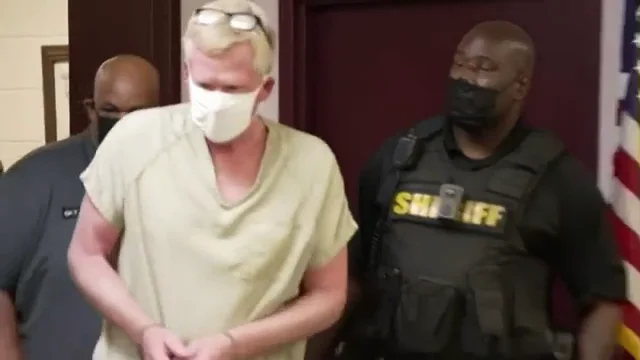 Un abogado planifica su asesinato para que su hijo cobre un seguro millonario Un abogado planifica su asesinato para que su hijo cobre un seguro millonario