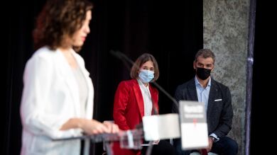 Ayuso presenta junto a Cantó la Oficina del Español y asegura que todavía 