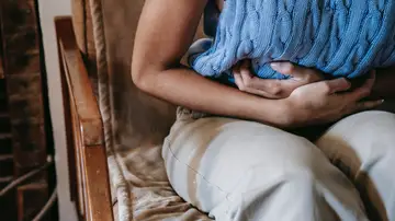 Mujer con menstruación Mujer con menstruación