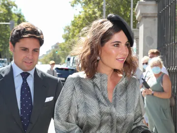 Lourdes Montes y Francisco Rivera, los invitados más elegantes de la boda de Rocío Gil Lourdes Montes y Francisco Rivera, los invitados más elegantes de la boda de Rocío Gil