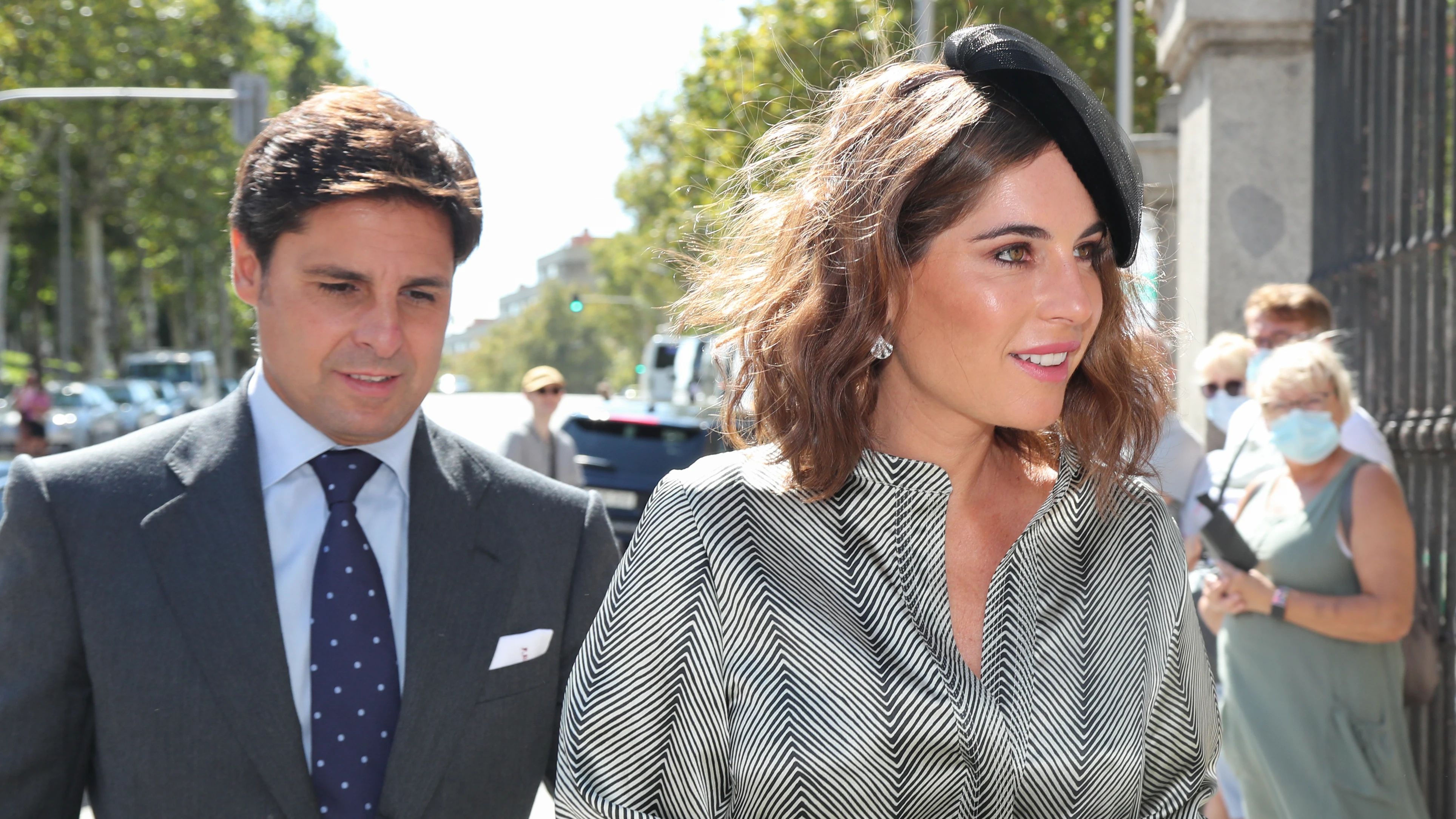Lourdes Montes y Francisco Rivera, los invitados más elegantes de la boda de Rocío Gil Lourdes Montes y Francisco Rivera, los invitados más elegantes de la boda de Rocío Gil