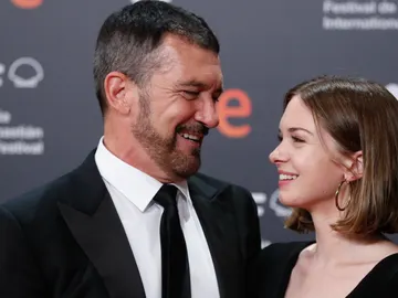 Antonio Banderas y Stella del Carmen en el Festival de Cine de San Sebatián Antonio Banderas y Stella del Carmen en el Festival de Cine de San Sebatián