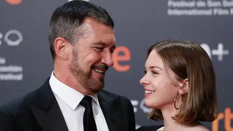 Antonio Banderas y Stella del Carmen en el Festival de Cine de San Sebatián Antonio Banderas y Stella del Carmen en el Festival de Cine de San Sebatián