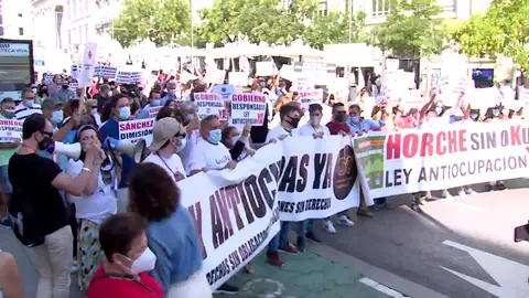 Concentración ley contra okupas Concentración ley contra okupas