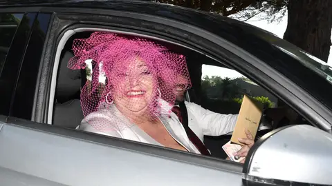Charo Reina en la boda de Elena Furiase Charo Reina en la boda de Elena Furiase