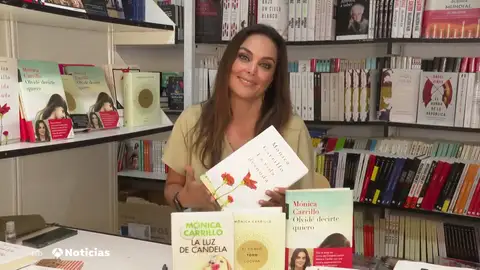 El personal microcuento que Mónica Carrillo recomienda desde la Feria del Libro de Madrid 2021 El personal microcuento que Mónica Carrillo recomienda desde la Feria del Libro de Madrid 2021