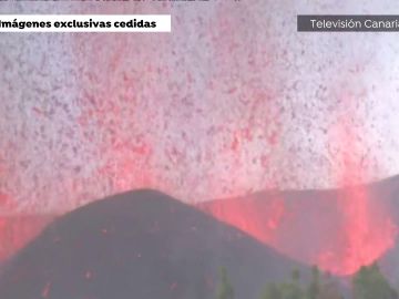 Así ha sido el momento en el que ha entrado en erupción un volcán en la Cumbre Vieja de La Palma