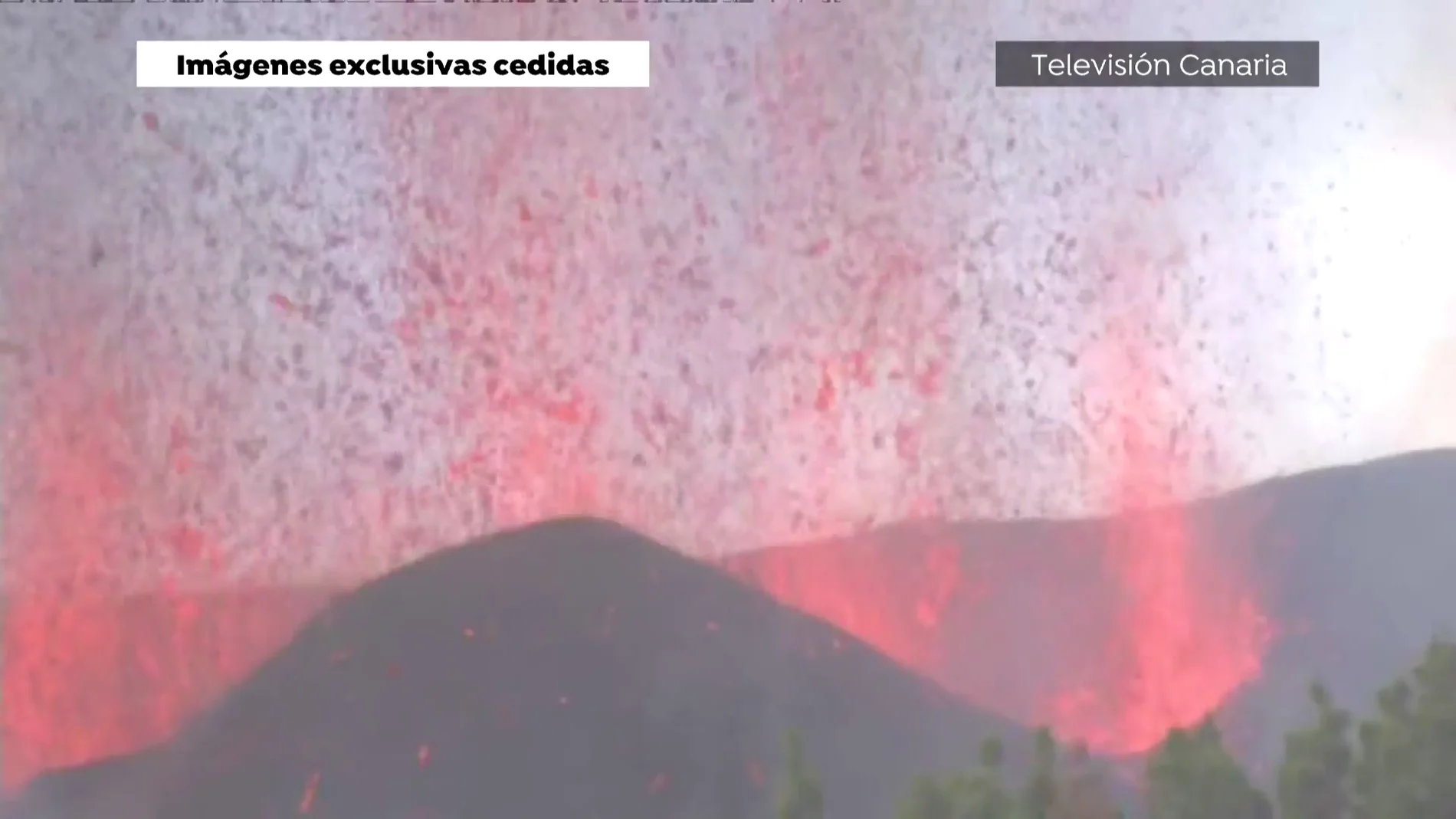 Así ha sido el momento en el que ha entrado en erupción un volcán en la Cumbre Vieja de La Palma