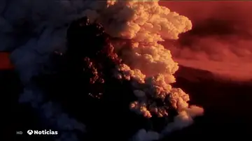 El volcán de La Palma se suma a la veintena de volcanes activos en el mundo tras entrar en erupción El volcán de La Palma se suma a la veintena de volcanes activos en el mundo tras entrar en erupción