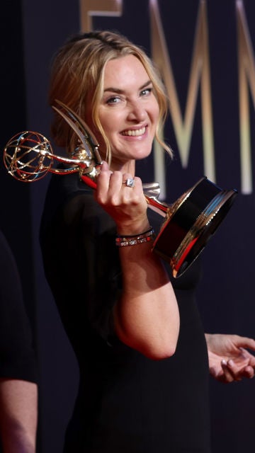 Kate Winslet tras llevarse el Emmy por 'Mare of Easttown' 
