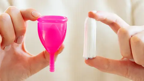Copa menstrual y tampón Copa menstrual y tampón
