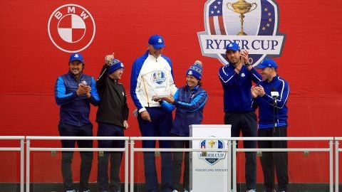Tom Felton en el torneo de golf