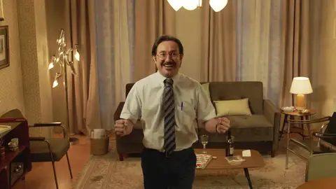 'Los hombres de Paco' alucinan con la voz de Povedilla en las tomas falsas de cuarto capítulo 'Los hombres de Paco' alucinan con la voz de Povedilla en las tomas falsas de cuarto capítulo