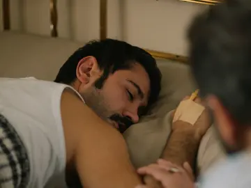 Yilmaz se despierta por unos segundos: “No le cuentes a nadie lo que pasó” Yilmaz se despierta por unos segundos: “No le cuentes a nadie lo que pasó”