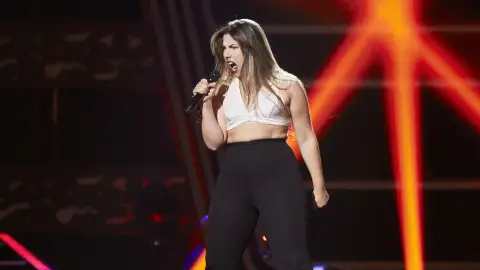 Irene Romero canta ‘I see red’ en las Audiciones a ciegas de ‘La Voz’ Irene Romero canta ‘I see red’ en las Audiciones a ciegas de ‘La Voz’