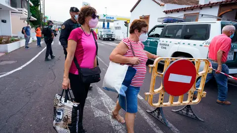 Día a día de los desalojados por el volcán de La Palma Día a día de los desalojados por el volcán de La Palma