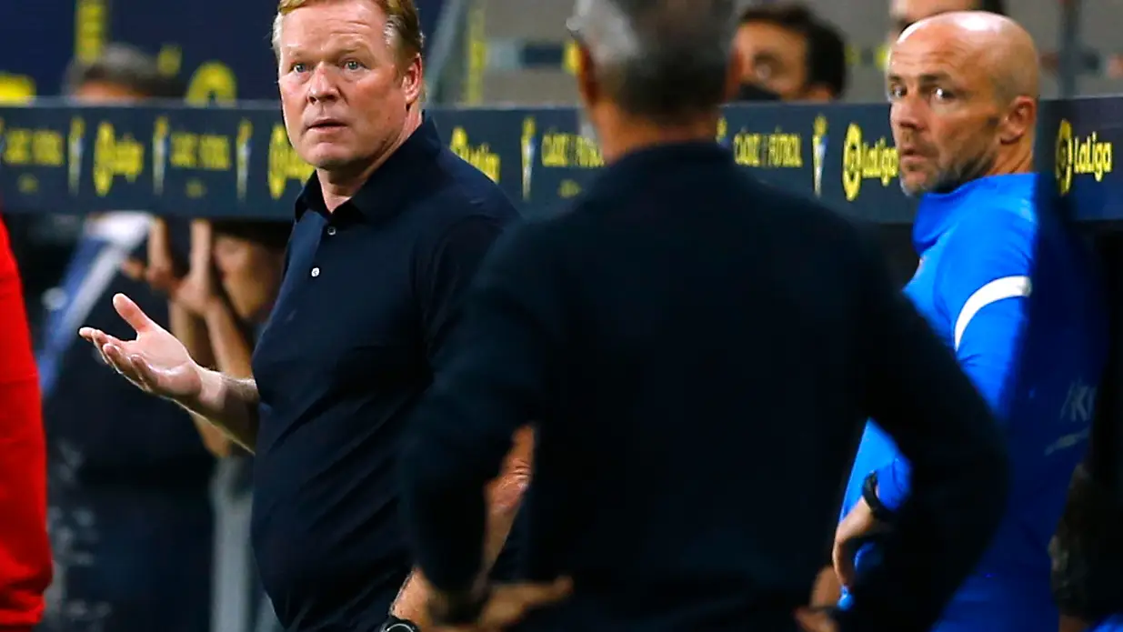 Ronald Koeman, tras el empate ante el Cádiz: "Hay que ser realistas y ver la plantilla que tenemos" Ronald Koeman, tras el empate ante el Cádiz: "Hay que ser realistas y ver la plantilla que tenemos"