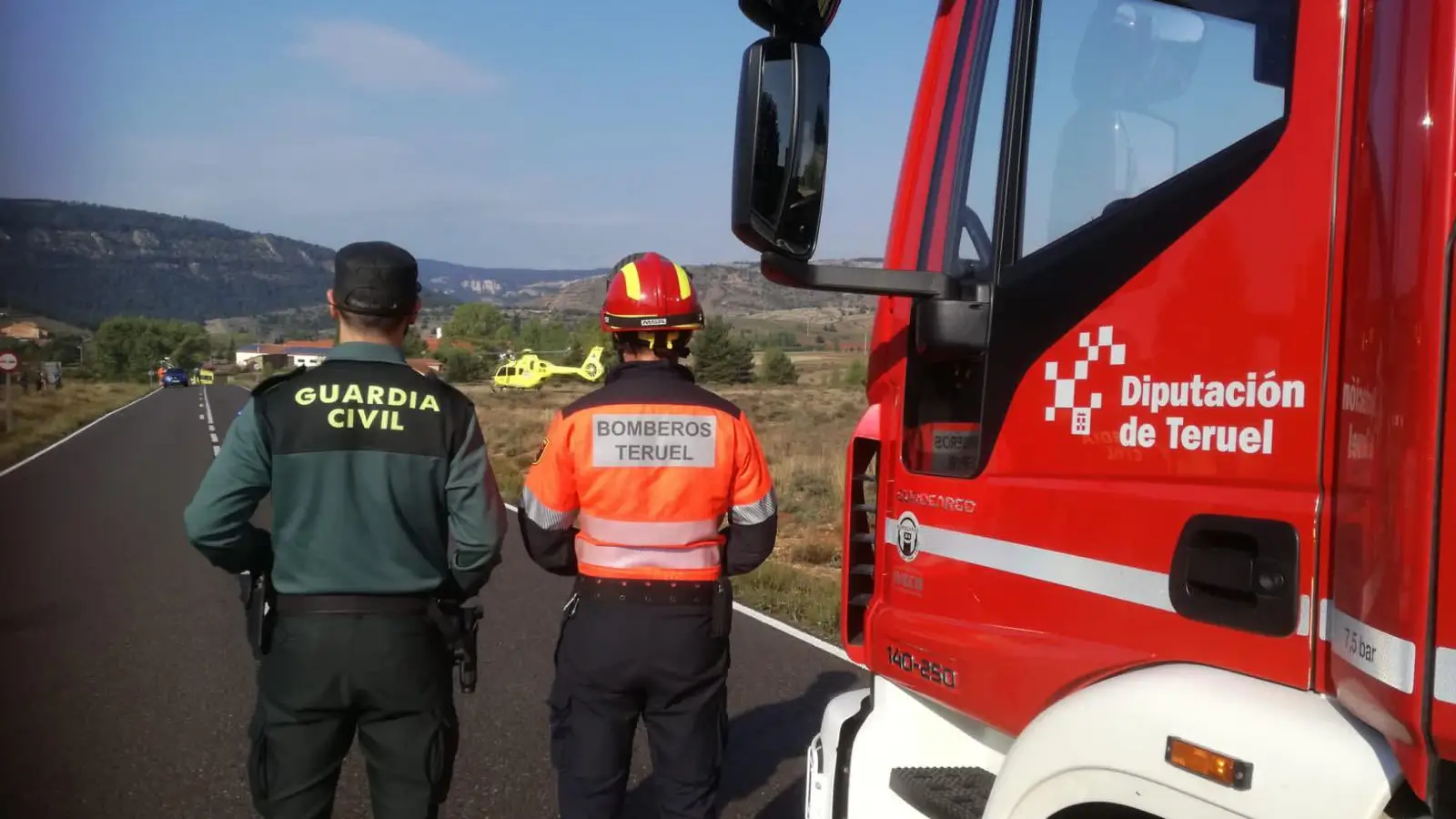 Una niña de 5 años, muy grave tras precipitarse desde el balcón de un tercer piso en Teruel Una niña de 5 años, muy grave tras precipitarse desde el balcón de un tercer piso en Teruel