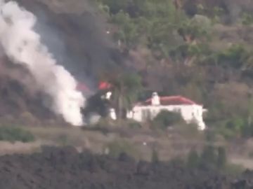 La lava del volcán de La Palma destruye más de 400 casas