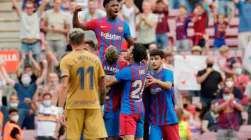 El Barça gana al Levante y el Camp Nou vuelve a sonreír tras la vuelta triunfal de Ansu Fati El Barça gana al Levante y el Camp Nou vuelve a sonreír tras la vuelta triunfal de Ansu Fati