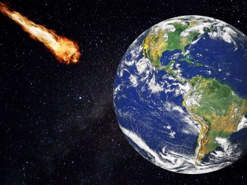 Un meteorito pasa por el sur de la península a 72.000 km/hora