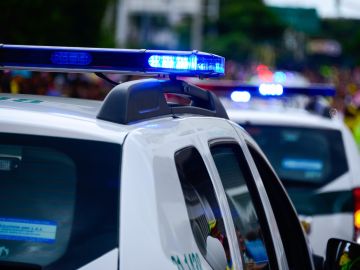 Detenido en Pontevedra un hombre acusado de agredir a su pareja, que fue rescatada de la ventana de un cuarto piso