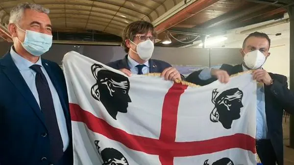 Carles Puigdemont regresar&aacute; hoy a Waterloo tras un accidentado fin de semana en Cerde&ntilde;a en el que fue detenido