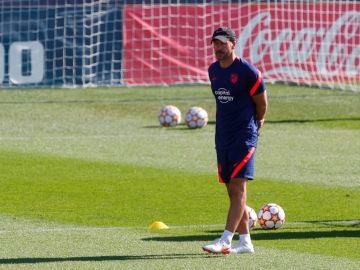 Simeone, en un entrenamiento del Atlético de Madrid